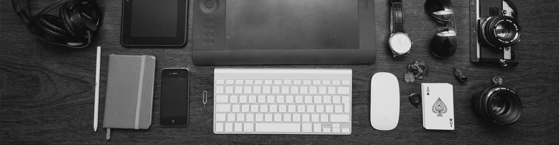 UI/UX DESIGN STUDIO
